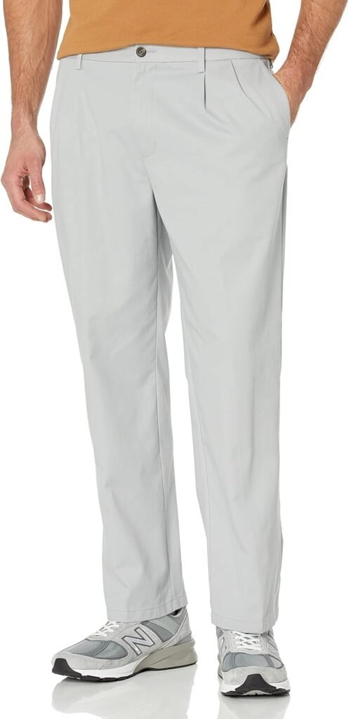 Amazon Essentials Mens Classic-Fit Wrinkle-Resistant Pleated Chino Pant (Available in Big  Tall)