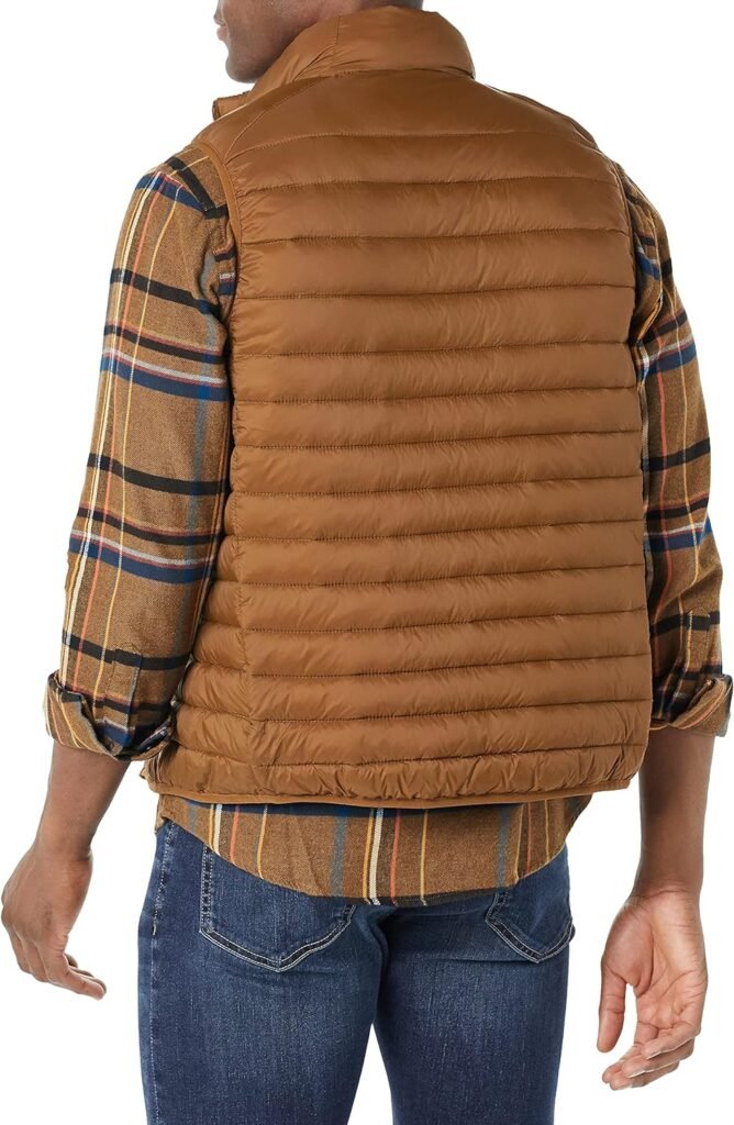 Amazon Essentials Mens Lightweight Water-Resistant Packable Puffer Vest