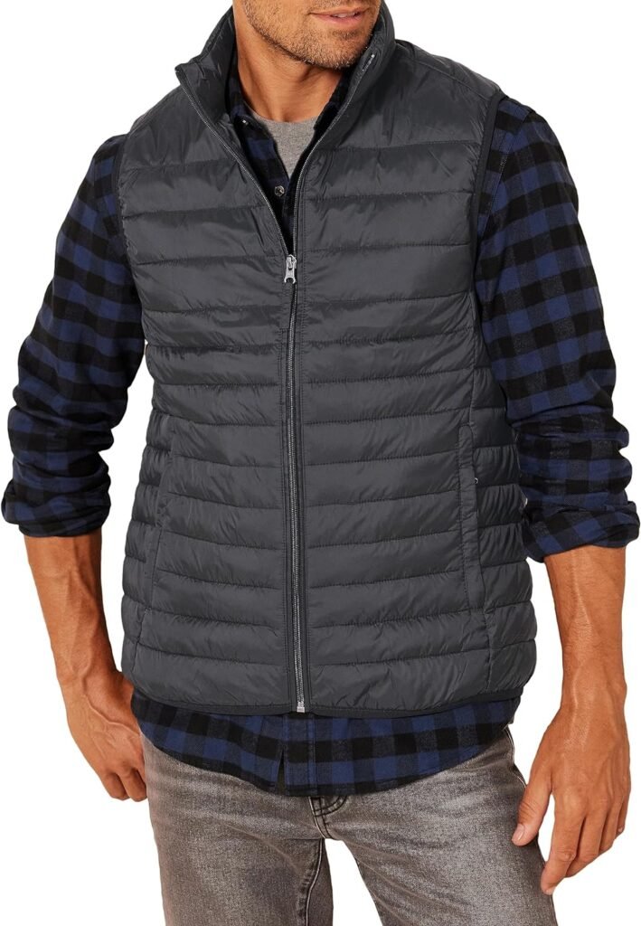 Amazon Essentials Mens Lightweight Water-Resistant Packable Puffer Vest